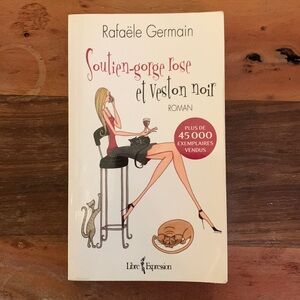 RAFAELE GERMAIN - Soutien-gorge rose et veston noir book - french